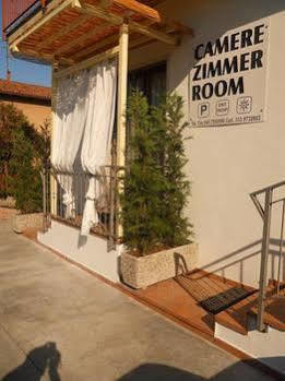 Hotel La Terrazza Peschiera del Garda Exterior foto